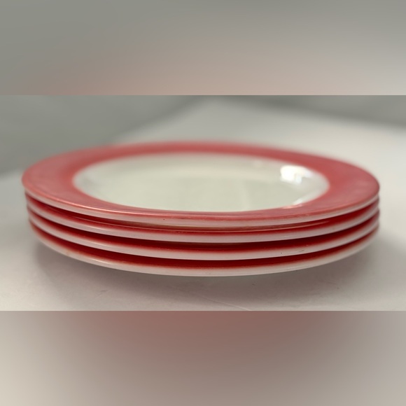 Vintage Pyrex Red Rim Plates 9” | Set of 4 | Classic Restaurant Ware - Picture 3 of 8